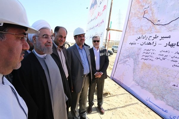 پیشرفت ۳۴درصدی خط‌آهن چابهار-زاهدان/آستان‌قدس پیشنهاد کتبی بدهد