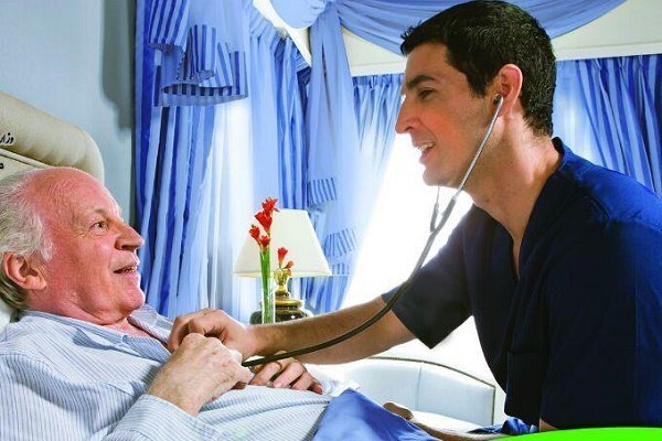 ۶۰درصد تخت های مراقبت های ویژه کشور درگیر سالمندان است