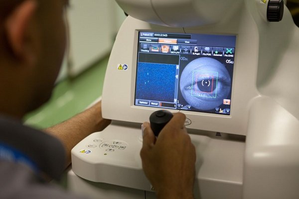 ویزیت رایگان چشم در بیمارستان طرفه با بیش از ۲۰متخصص چشم پزشکی