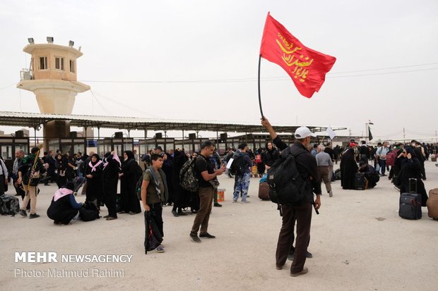 ارائه خدمات سرپایی به ۱۷۷۷نفر از زائران اربعین