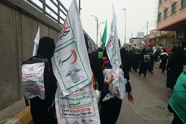 پزشکان جهادی در مسیر شوق خدمت به زائران پیاده روی اربعین